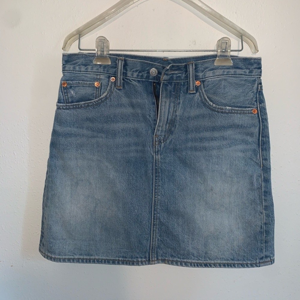 Favorite & classic Levi jean skirt